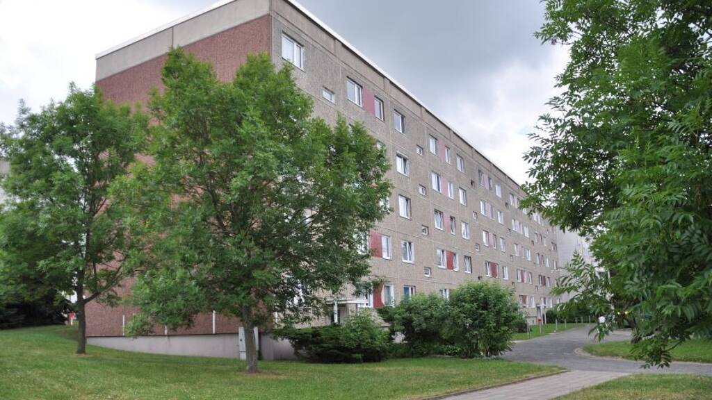 Wohnung zur Miete 367 € 3 Zimmer 68,6 m² 3. Geschoss frei ab sofort Straße der DSF 6 Zeulenroda Zeulenroda-Triebes 07937