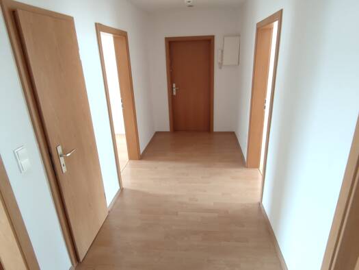 Wohnung zur Miete 475 € 3 Zimmer 73 m² Bodenweg 18, 3.Etage Meiningen 98617