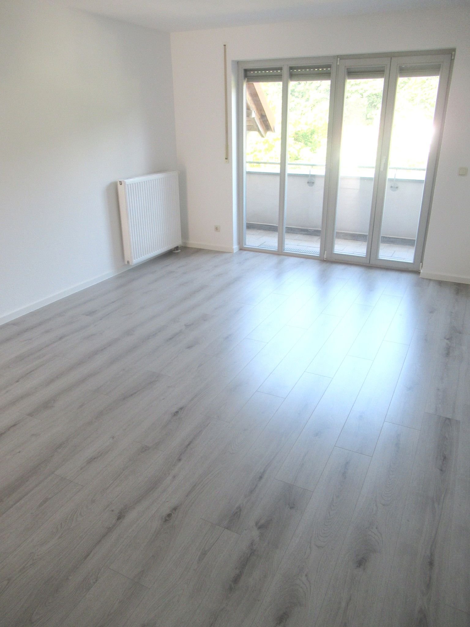 Wohnung zur Miete 230 € 1 Zimmer 40 m²<br/>Wohnfläche 1.<br/>Geschoss Werdau Werdau 08412