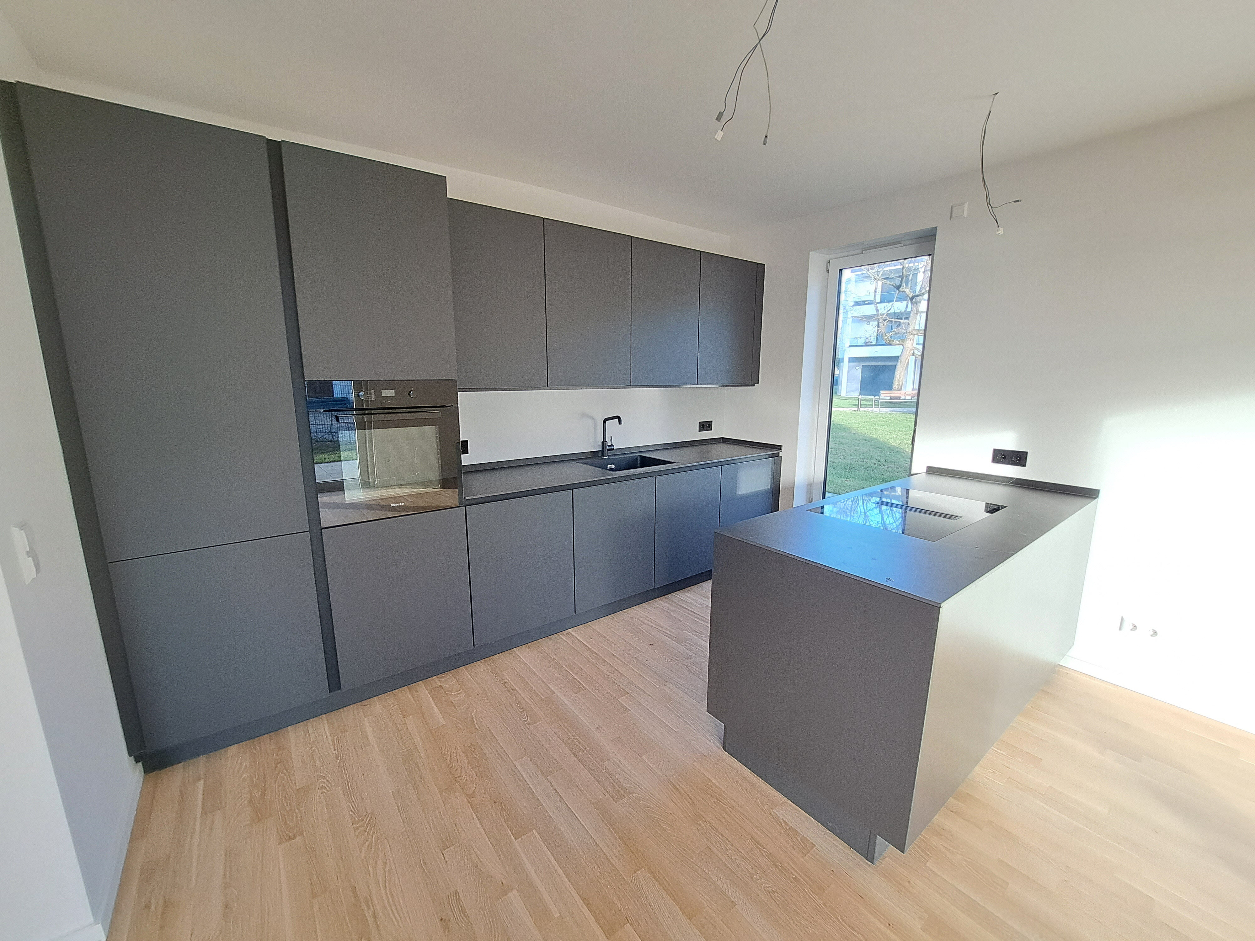 Wohnung zur Miete 1.766 € 4 Zimmer 107,8 m²<br/>Wohnfläche 1.<br/>Geschoss 01.11.2024<br/>Verfügbarkeit Grünheide Grünheide (Mark) 15537