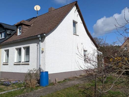 Doppelhaushälfte zum Kauf 99.000 € 3 Zimmer 77 m² 644 m² Grundstück Klieken Coswig 06869