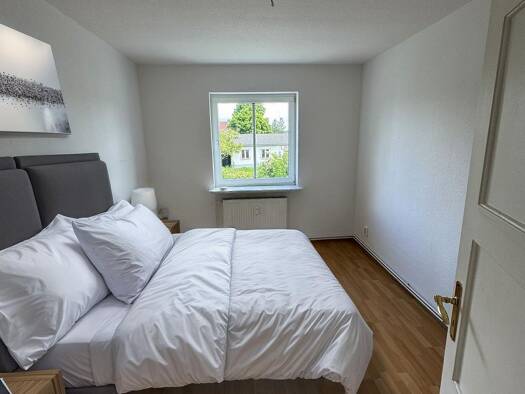Wohnung zur Miete 300 € 1 Zimmer 41 m² Geschoss 1/2 frei ab sofort Weißenfels 06667
