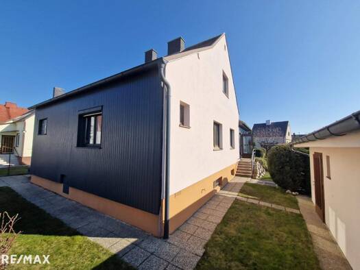 Einfamilienhaus zum Kauf 450.000 € 5,5 Zimmer 114 m² 593 m² Grundstück Bad Vöslau 2540