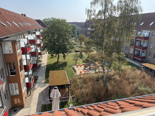 Wohnung zur Miete 468 € 3 Zimmer 65 m² 2. Geschoss frei ab 01.09.2026 Türkstraße 8 Lutherplatz Süd 06110