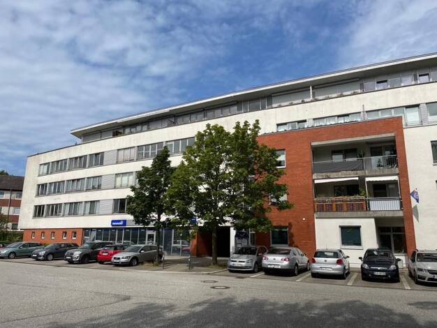 Laden zum Kauf provisionsfrei 1.872 € 3 Zimmer 179 m² Verkaufsfläche Charles-Roß-Ring 42 Wik Wik 24106
