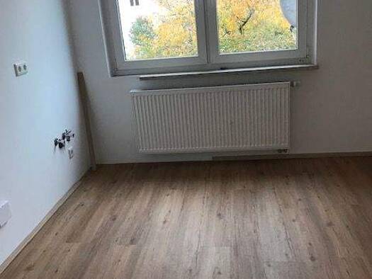 Wohnung zur Miete 835 € 2 Zimmer 62,8 m² 4 Geschosse frei ab 01.11.2026 Grombühl Würzburg 97080