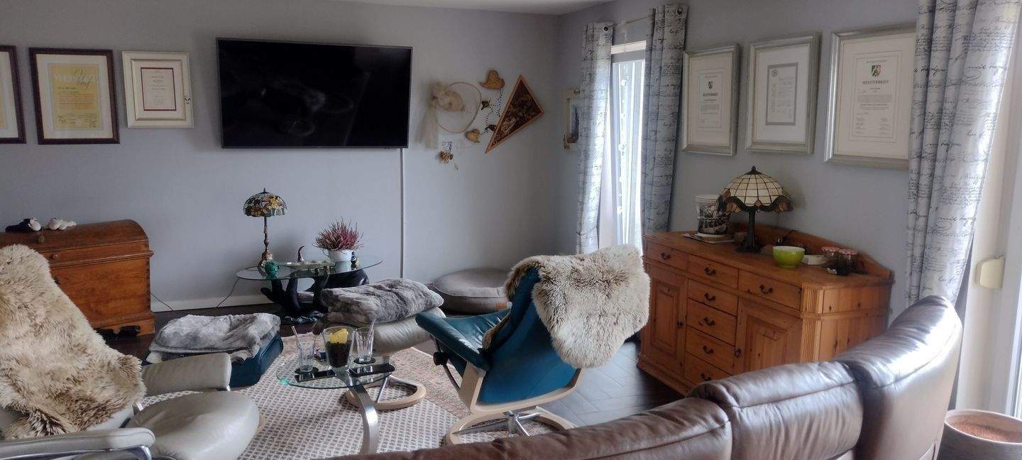 Immobilie in Stedesand - "Provisionsfrei" Traumhaft schöner großzügiger Bungalow mit märchenhaftem Garten Bj. 2011 und vielseitig nutzbarem ca. 55 m² Nebengebäude - Bild 3