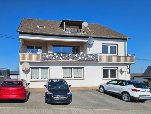 Mehrfamilienhaus zum Kauf als Kapitalanlage geeignet 378.000 € 10 Zimmer 278 m² 2.249 m² Grundstück Kalenborn Vettelschoß 53560