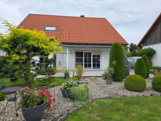 Einfamilienhaus zum Kauf 425.000 € 3 Zimmer 127,1 m² 688 m² Grundstück Markt Bibart 91477