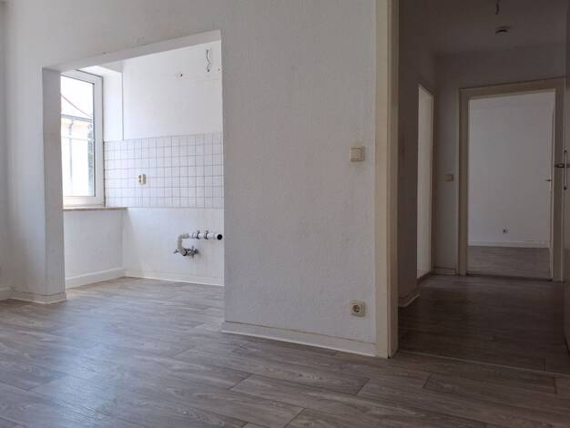Wohnung zur Miete 160 € 2 Zimmer 36,3 m² 2. Geschoss Siegener Straße 4 Stadtmitte Plauen 08523