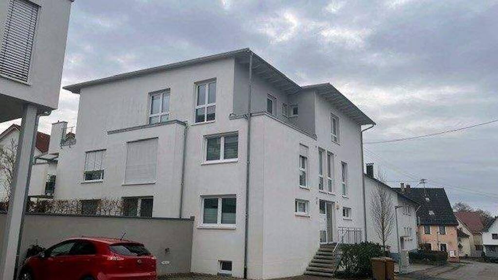 Penthouse zur Miete 1.500 € 4,5 Zimmer 164 m² 3 Geschosse frei ab sofort Spaichingen 78549