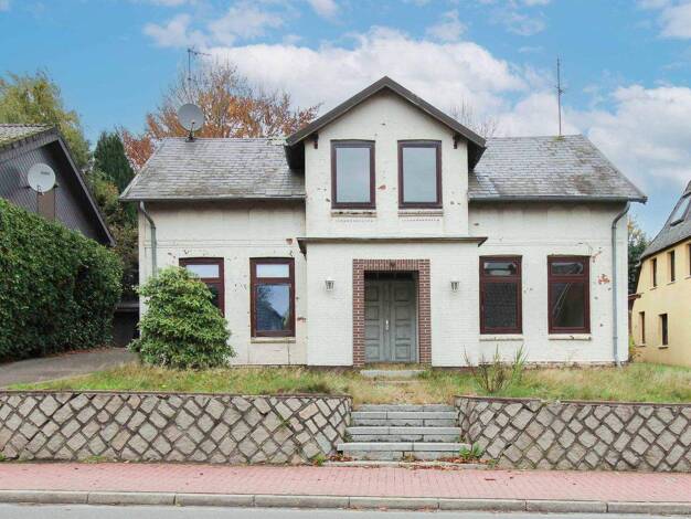 Einfamilienhaus zum Kauf 130.000 € 4 Zimmer 138,2 m² 571 m² Grundstück Hanerau-Hademarschen 25557