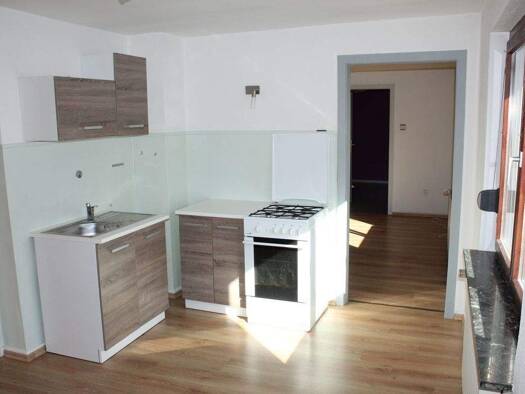 Wohnung zur Miete 460 € 2 Zimmer 50 m² Singhofen 56379