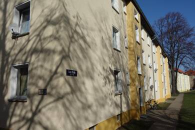 Wohnung zur Miete 299 € 2 Zimmer 38 m² 2. Geschoss Lauestraße 19 Aschersleben Aschersleben 06449