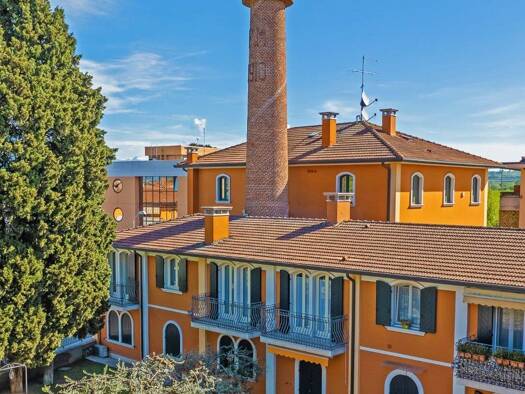 Haus zum Kauf 2.200.000 € 1.750 m² 1.800 m² Grundstück Castelnuovo del Garda 37014