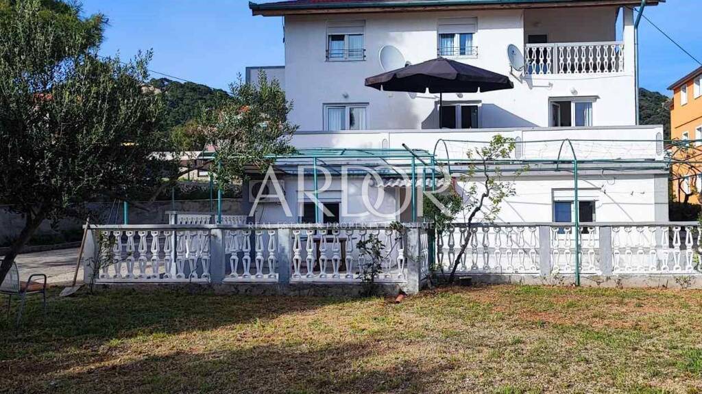 Einfamilienhaus zum Kauf 780.000 € 10 Zimmer 1.300 m² Grundstück Rab 51280