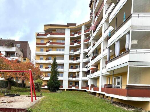 Wohnung zur Miete - Erstbezug nur mit Wohnberechtigungsschein 797 € 4,5 Zimmer 94,3 m² 4. Geschoss frei ab 01.03.2026 Schramberger Straße 4 Böblingen 71034