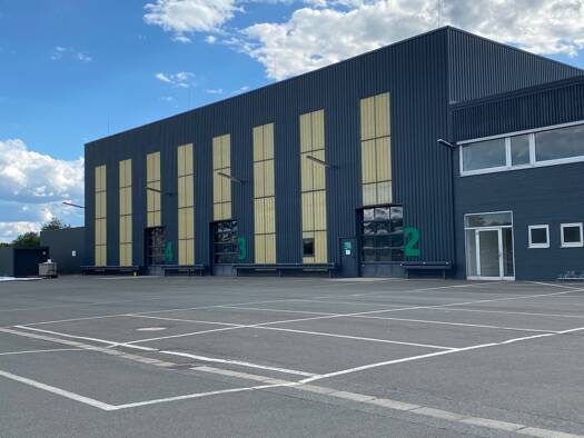 Produktionshalle zum Kauf 2.140.000 € 1.620 m² Lagerfläche Kulmbach 95326