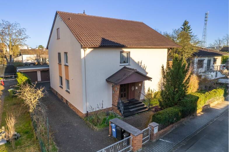 Einfamilienhaus zum Kauf 699.000 € 8 Zimmer 205 m² 750 m² Grundstück Weiterstadt Weiterstadt 64331