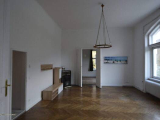 Haus zum Kauf 980.000 € 6,5 Zimmer 260 m² 2.142 m² Grundstück Kaltenleutgeben 2391
