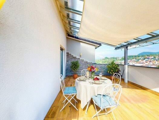 Einfamilienhaus zum Kauf 1.125.000 € 8 Zimmer 263,2 m² 780 m² Grundstück Kappishäusern Neuffen 72639