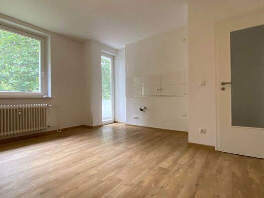 Wohnung zur Miete 585 € 3 Zimmer 72,9 m² 2. Geschoss frei ab 01.05.2026 Stolbergstr. 80 Bergeborbeck Essen 45355