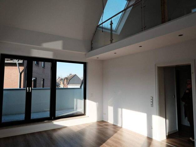 Wohnung zur Miete 1.150 € 4 Zimmer 120 m² 1. Geschoss Essenberger Straße 82 Hochstraß Moers 47443