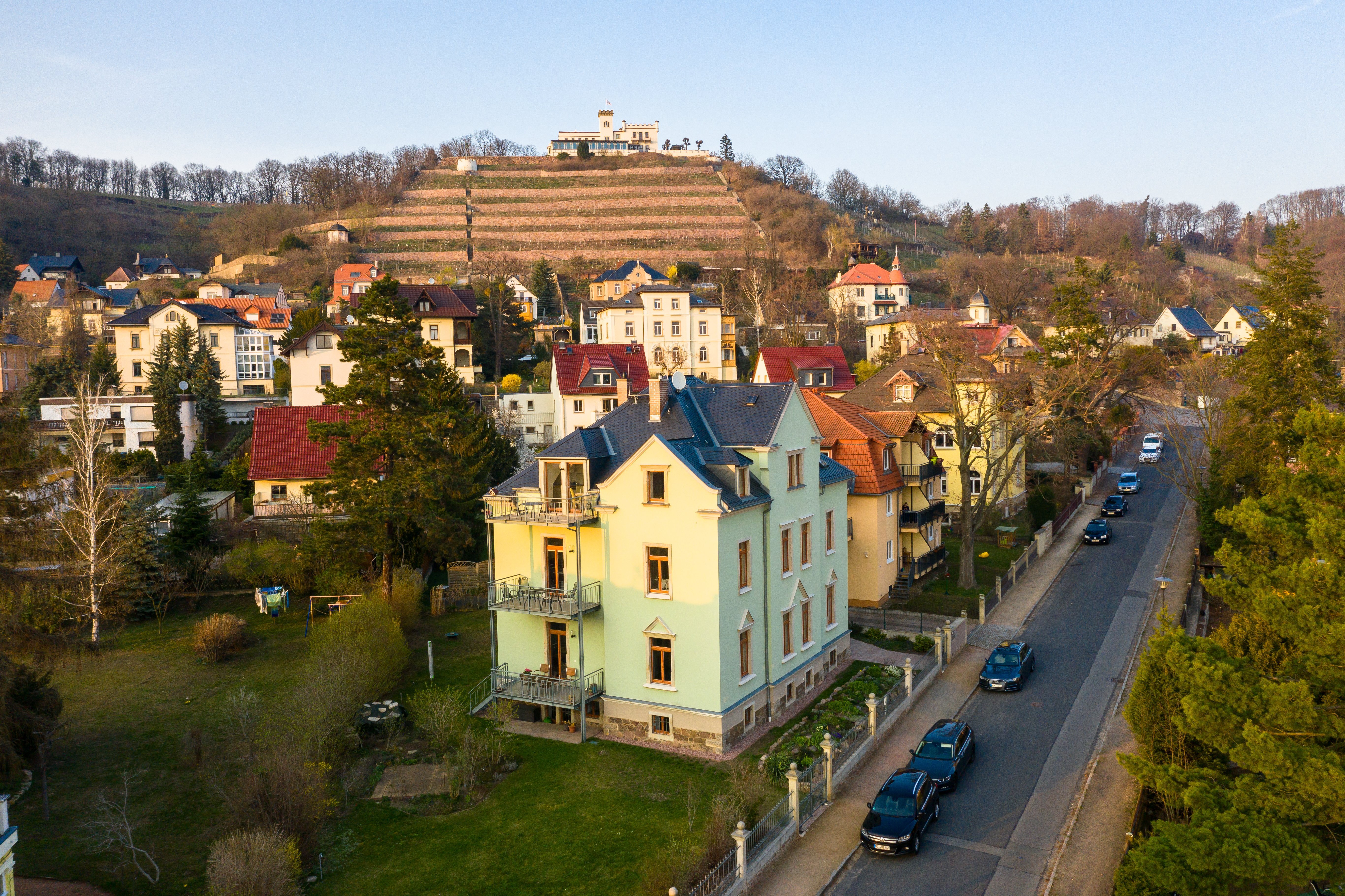 Wohnung zur Miete Wohnen auf Zeit 60 € 3 Zimmer 106 m²<br/>Wohnfläche Horst-Viedt-Str. 19 Radebeul 01445