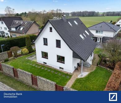 Mehrfamilienhaus zum Kauf 335.000 € 8 Zimmer 180,9 m² 631 m² Grundstück Hücker-Aschen Spenge 32139