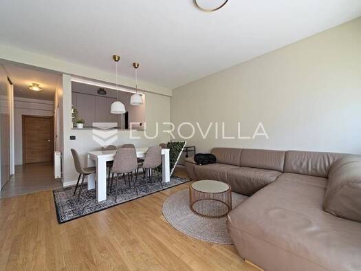 Wohnung zur Miete 1.000 € 2 Zimmer 81 m² 2. Geschoss Gornji grad / Centar Centar