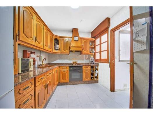 Wohnung zum Kauf 105.000 € 3 Zimmer 268 m² EG Macael 04867