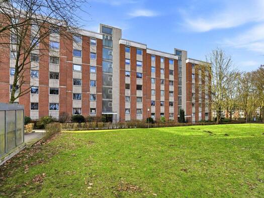 Wohnung zum Kauf 300.000 € 3 Zimmer 85 m² Rahlstedt Hamburg 22147