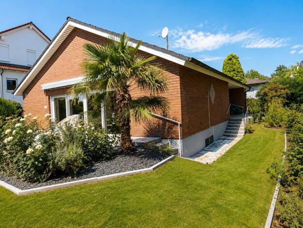 Bungalow zum Kauf 665.000 € 4 Zimmer 125 m² 589 m² Grundstück Damm Aschaffenburg 63741