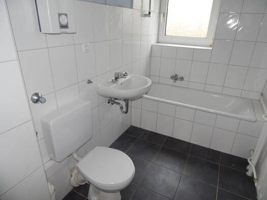 Wohnung zur Miete 439 € 3 Zimmer 62,6 m² EG frei ab 23.10.2026 Wiebringhausstraße 10 Hassel Gelsenkirchen 45896