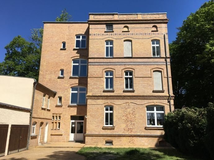 Wohnung zur Miete 390 € 2 Zimmer 70,9 m²<br/>Wohnfläche EG<br/>Geschoss ab sofort<br/>Verfügbarkeit Rüdigerstraße 17 Forst-Stadt Forst (Lausitz) 03149