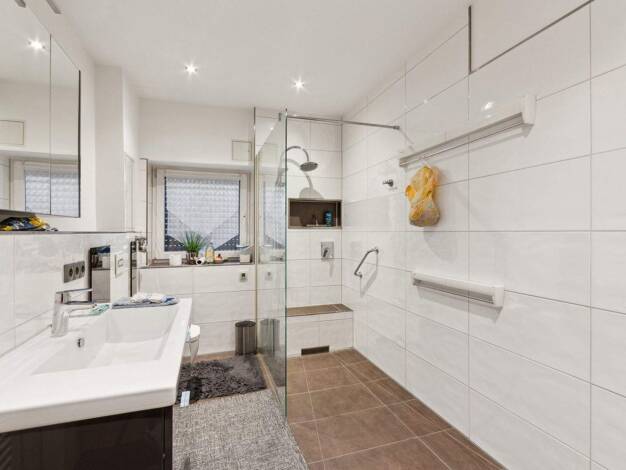 Wohnung zum Kauf 249.999 € 4 Zimmer 102 m² 1. Geschoss Sterkrade-Mitte Oberhausen 46145