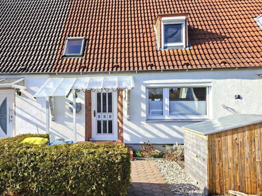 Reihenmittelhaus zum Kauf 249.000 € 3 Zimmer 70 m² 201 m² Grundstück frei ab sofort Suchsdorf Kiel 24107