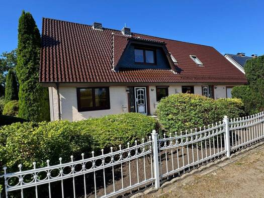 Mehrfamilienhaus zum Kauf 770.000 € 9 Zimmer 285 m² 1.180 m² Grundstück Kaltenkirchen 24568