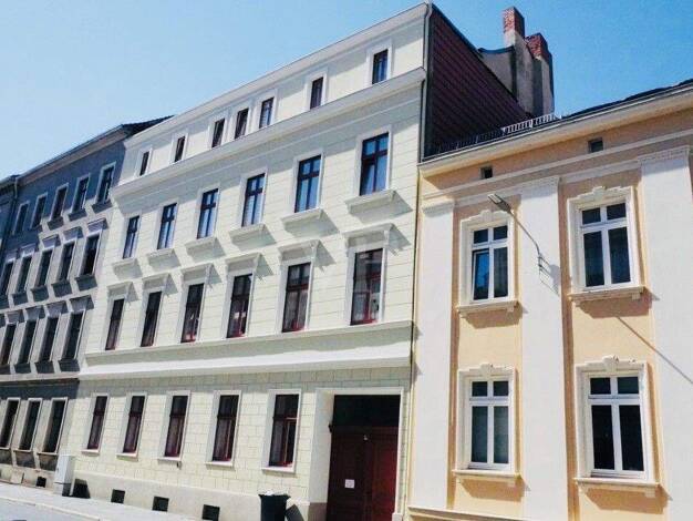Wohnung zum Kauf 49.000 € 2 Zimmer 51 m² 2. Geschoss Innenstadt Görlitz 02826