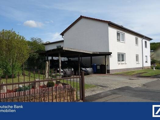 Doppelhaushälfte zum Kauf 260.000 € 6 Zimmer 210 m² 910 m² Grundstück Werdau 08412