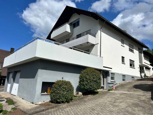 Wohnung zur Miete 880 € 4 Zimmer 106 m² 2. Geschoss frei ab sofort Stadtgebiet Bühl 77815