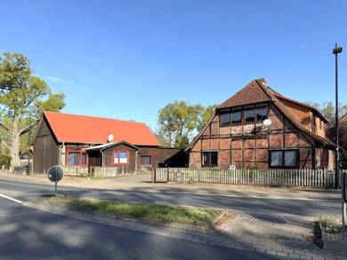 Mehrfamilienhaus zum Kauf 315.000 € 10 Zimmer 307 m² 1.047 m² Grundstück Wathlingen Wathlingen 29339