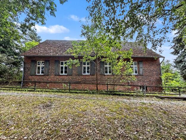 Einfamilienhaus zum Kauf 349.900 € 4 Zimmer 112,5 m² 1.568 m² Grundstück Staakow Schenkendöbern 03172