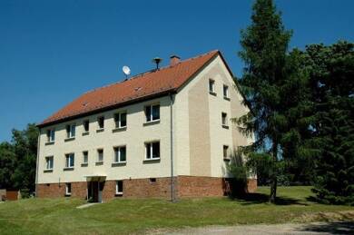 Wohnung zur Miete 370 € 3 Zimmer 59 m² EG frei ab sofort Podelwitzer Straße 15 Commichau Colditz 04680