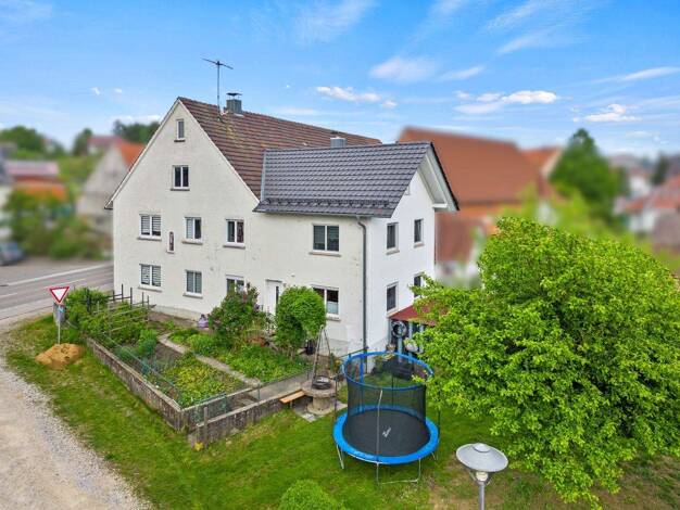 Mehrfamilienhaus zum Kauf 395.000 € 7 Zimmer 211 m² 646 m² Grundstück Schönebürg Schwendi 88477