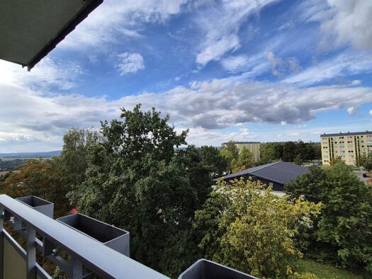 Wohnung zur Miete 393 € 4 Zimmer 68,9 m² frei ab sofort Sonnenstraße 51 Hohenstein-Ernstthal Hohenstein-Ernstthal 09337