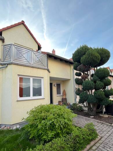Reihenendhaus zum Kauf 374.800 € 4 Zimmer 105 m² 337 m² Grundstück frei ab sofort Erfurt 99092