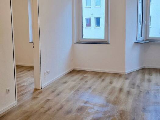 Wohnung zur Miete 1.200 € 3 Zimmer 75 m² Geschoss 2/4 frei ab sofort Äußere Sulzbacher Straße 9 Gärten b Wöhrd Nürnberg 90489