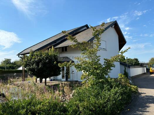 Einfamilienhaus zum Kauf 395.000 € 9 Zimmer 241 m² 527 m² Grundstück Oberbexbach Bexbach 66450