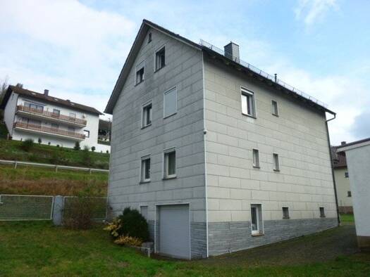 Mehrfamilienhaus zum Kauf 115.000 € 6 Zimmer 218 m² 1.068 m² Grundstück frei ab sofort Wallenfels Wallenfels 96346